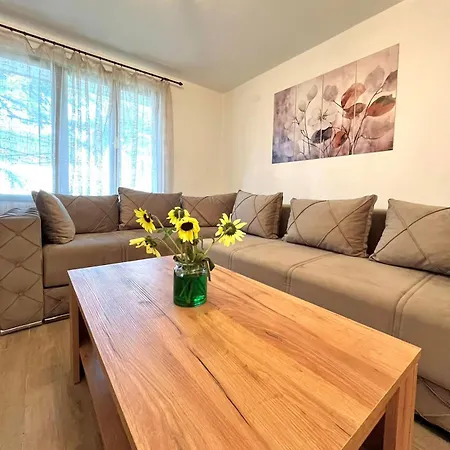 Holiday home Vikendica Za Odmor Zora *